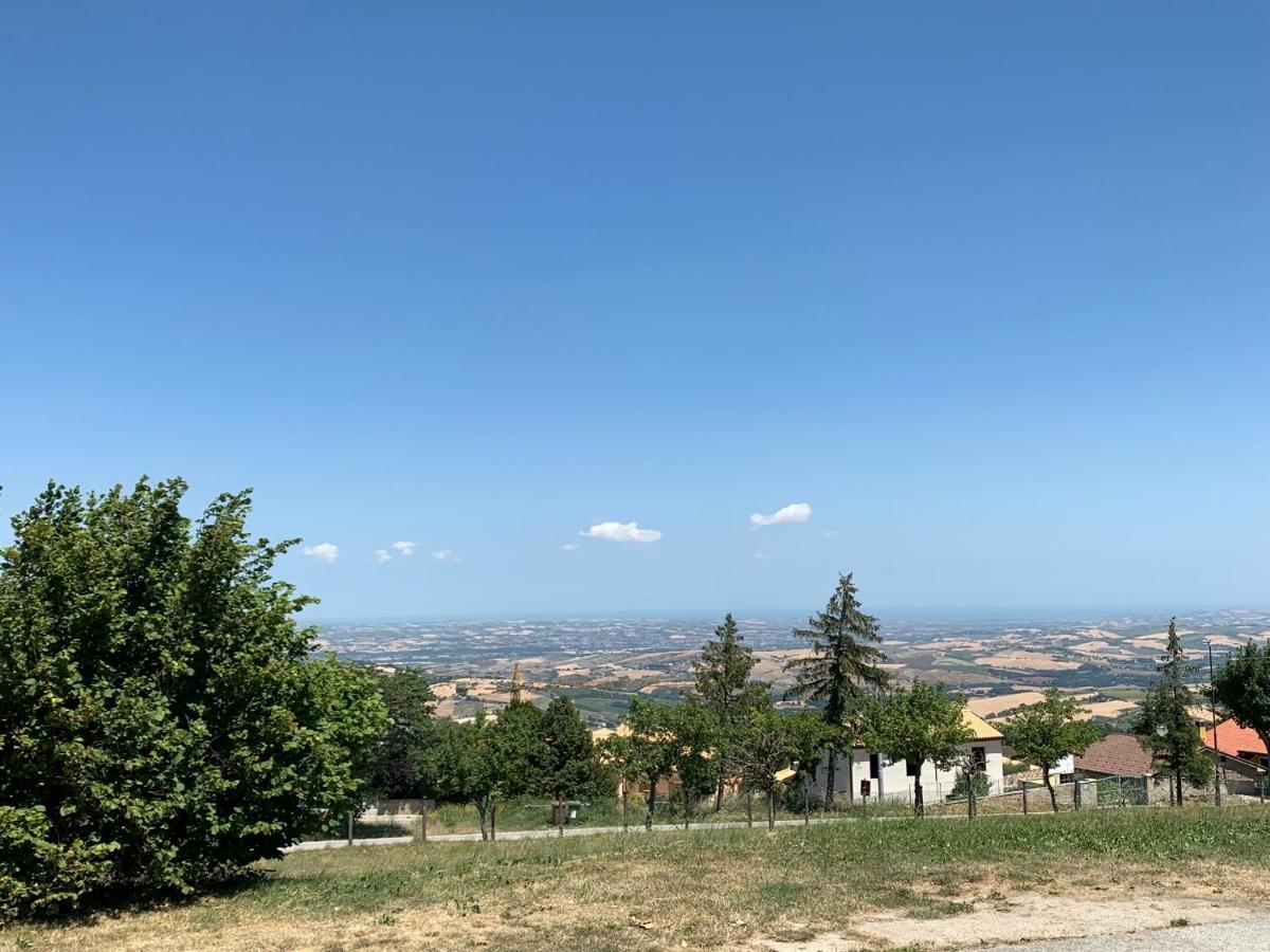 Hotel Tetto Delle Marche - Ristorante Dei Conti Cingoli Exterior foto